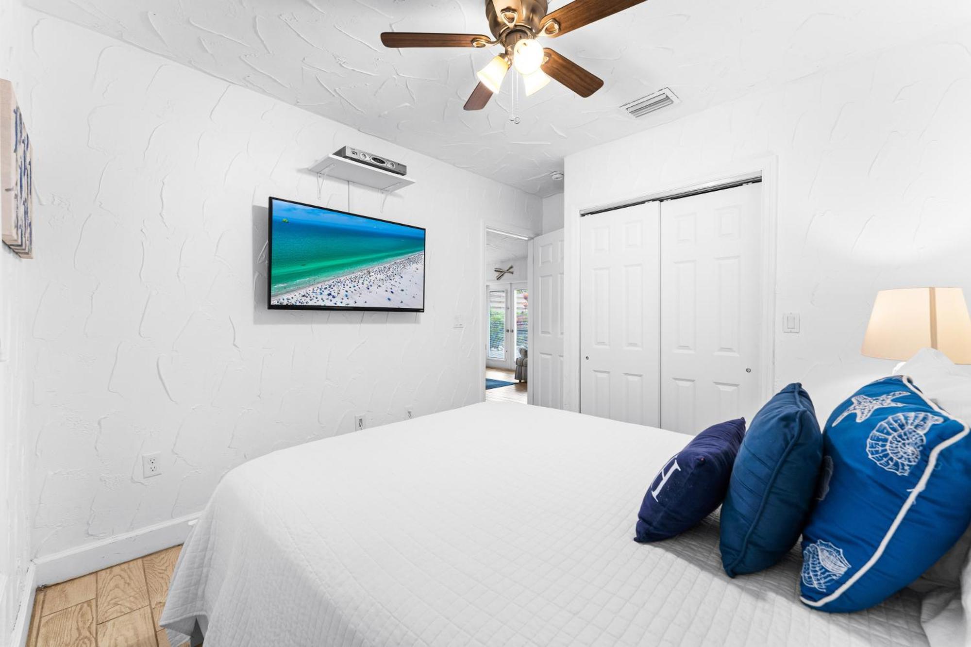 Crescent Beach Villas Сиеста-Ки Экстерьер фото
